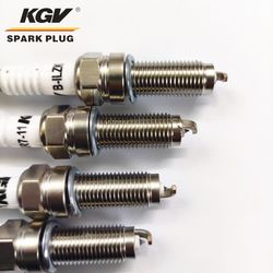 Automobile Iridium/Platinum Spark Plug S-Ilzkr7b11 with Carton Packing